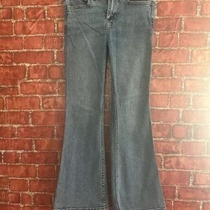 Abercrombie kids Faded Blue Flare Jeans size 7-8 (Rm81)